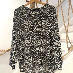 Navy and Cream Women's Blouse